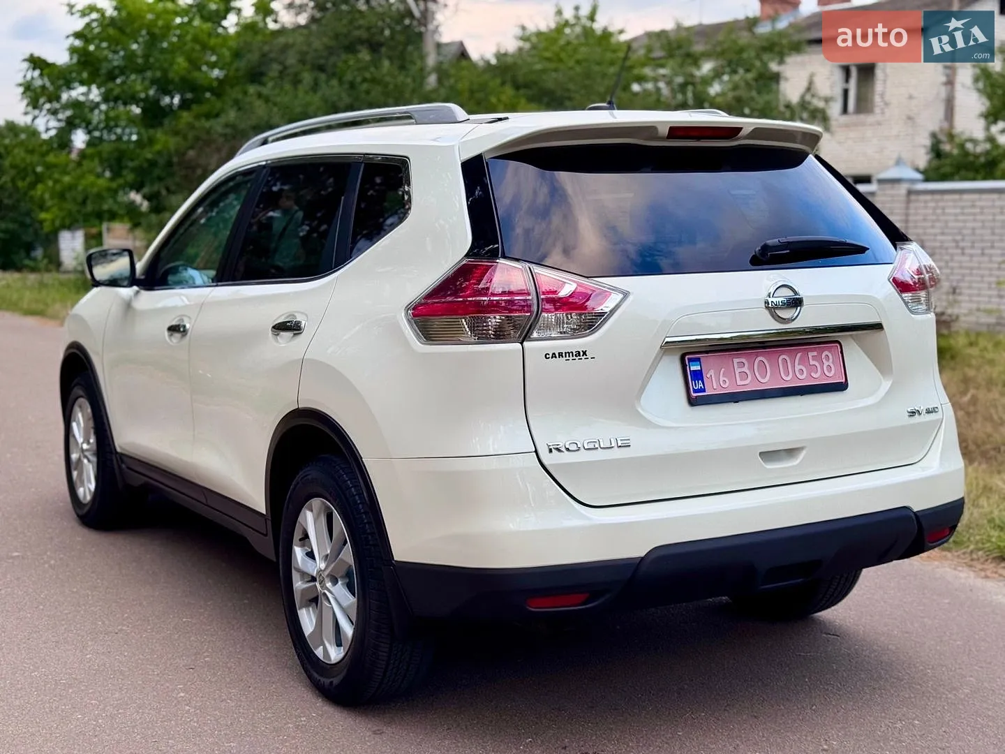2016 Nissan Rogue - мініатюра 13