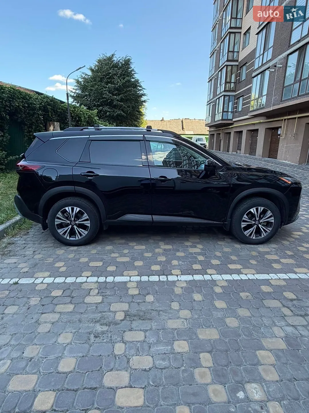 2021 Nissan Rogue - мініатюра 3