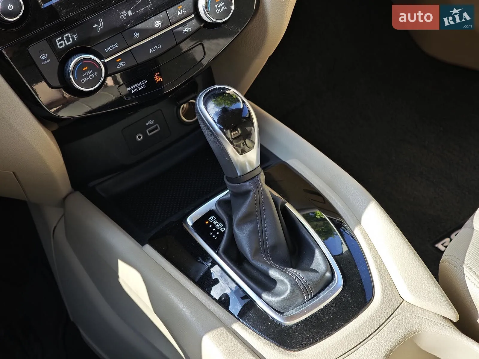 2019 Nissan Rogue - мініатюра 24