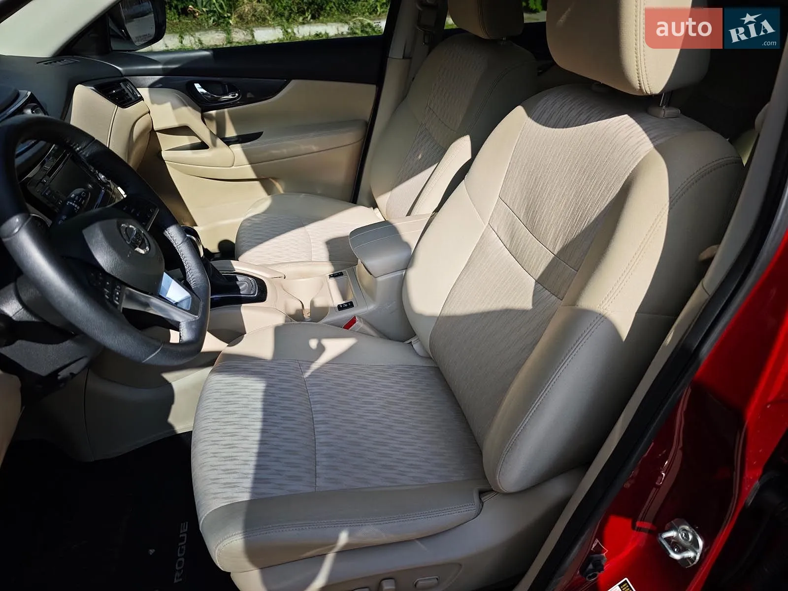 2019 Nissan Rogue - мініатюра 25