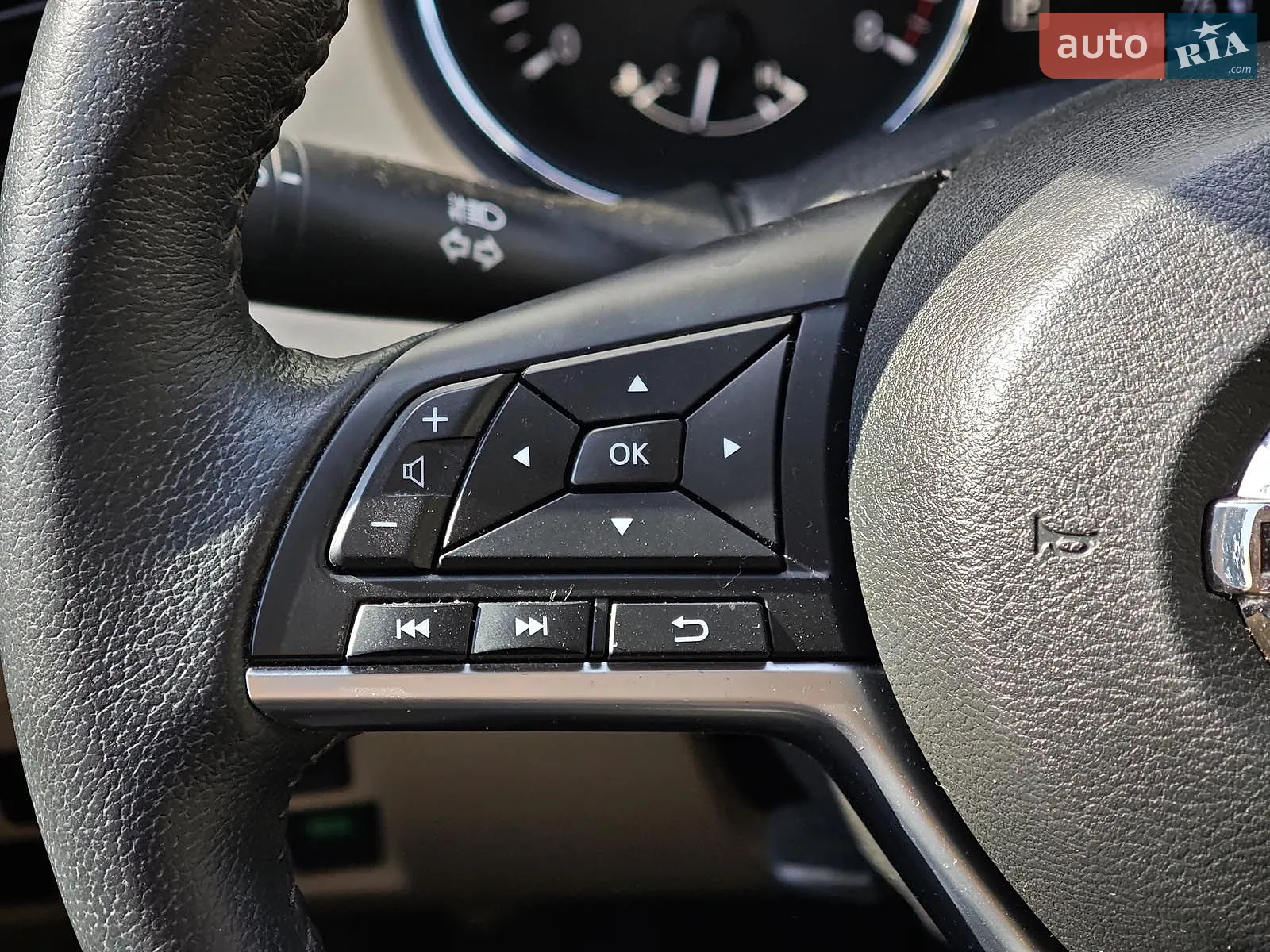 2019 Nissan Rogue - мініатюра 30