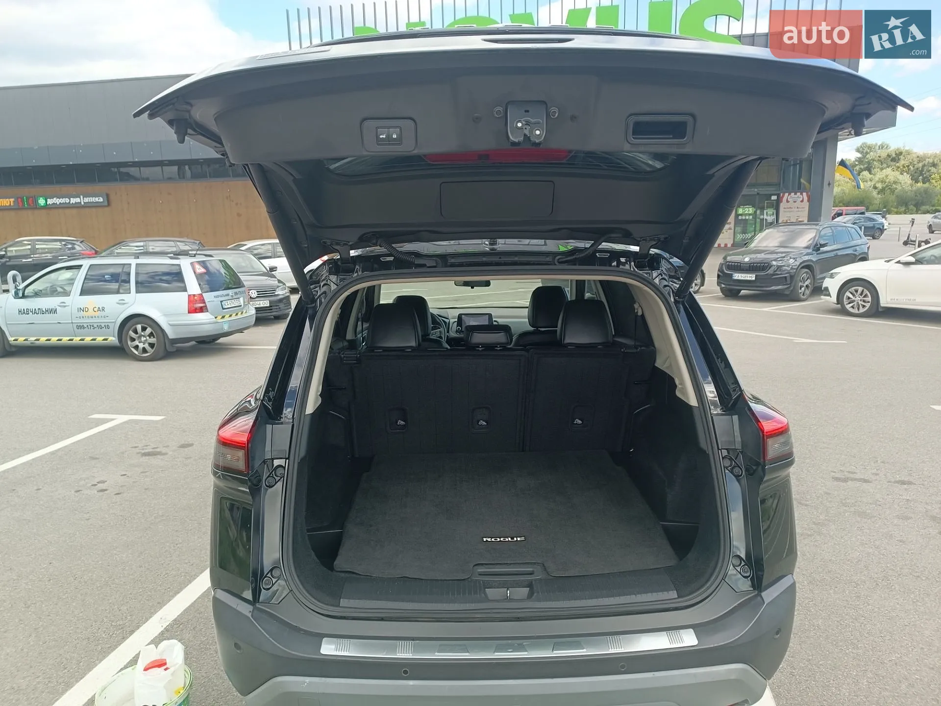 2021 Nissan Rogue - мініатюра 7