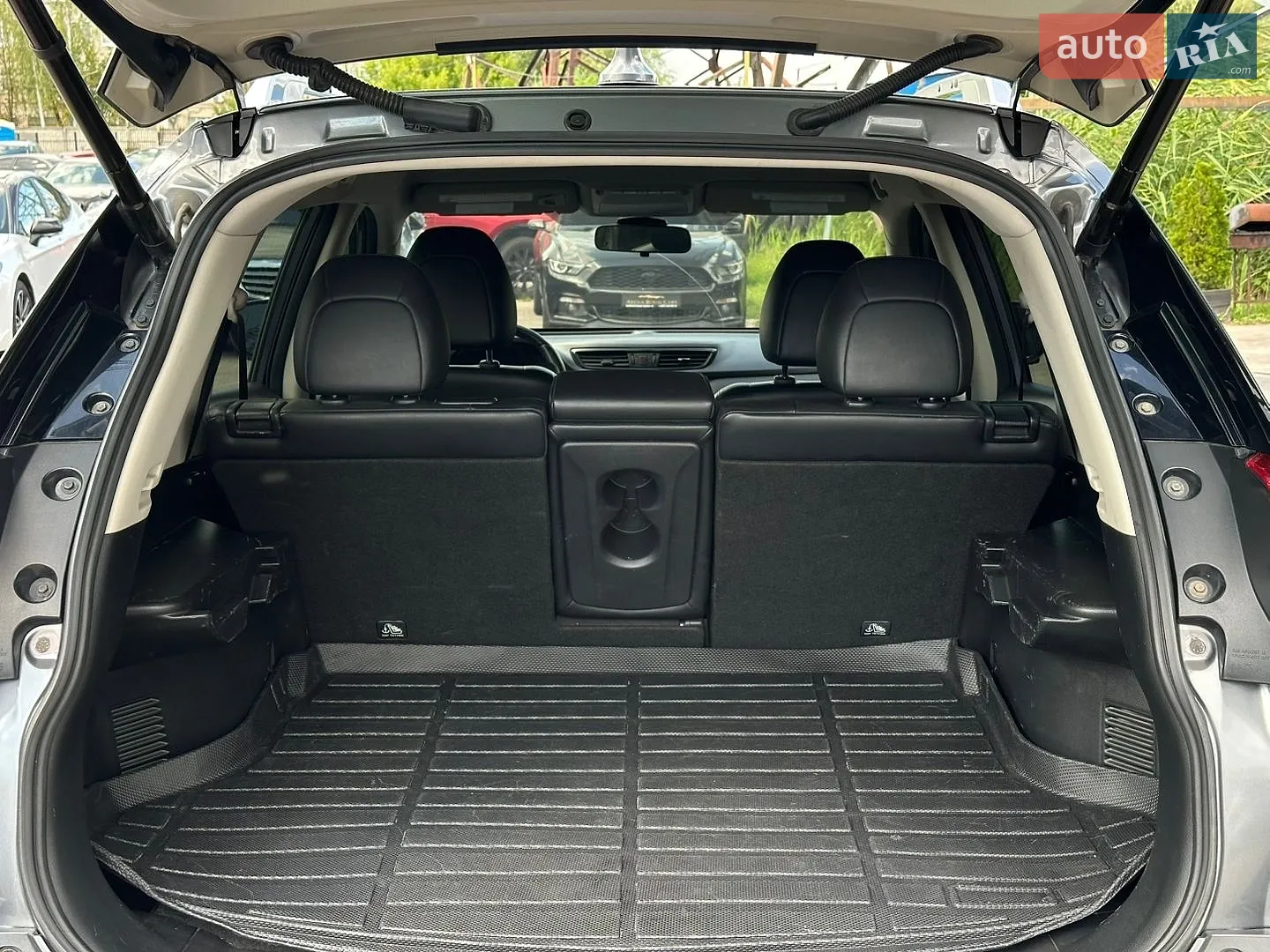 2018 Nissan Rogue - мініатюра 11