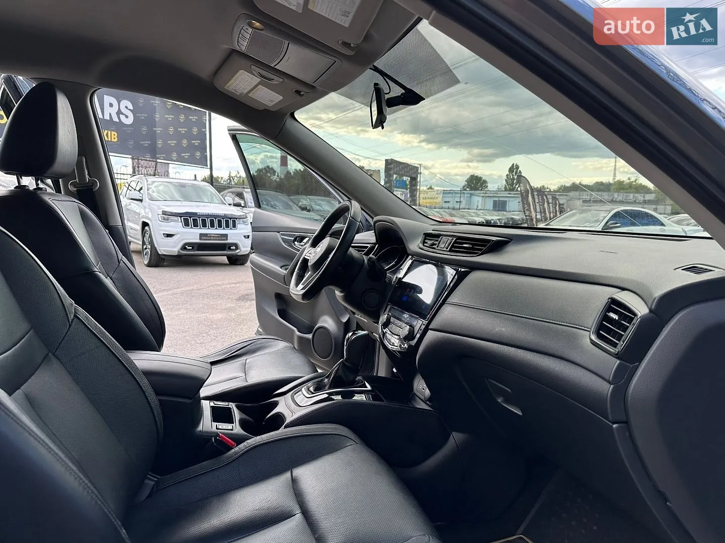 2018 Nissan Rogue - мініатюра 23