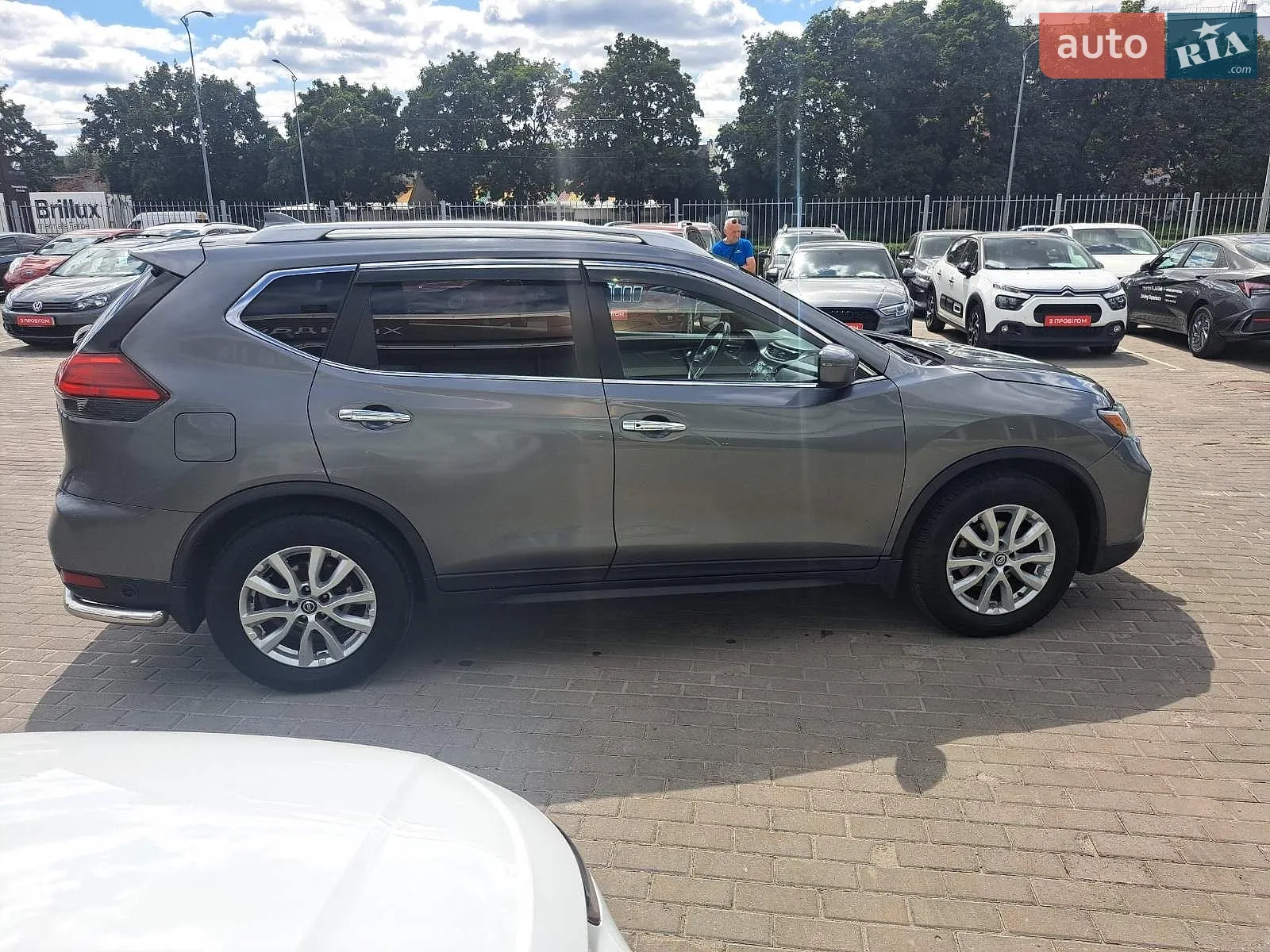 2017 Nissan Rogue - мініатюра 10