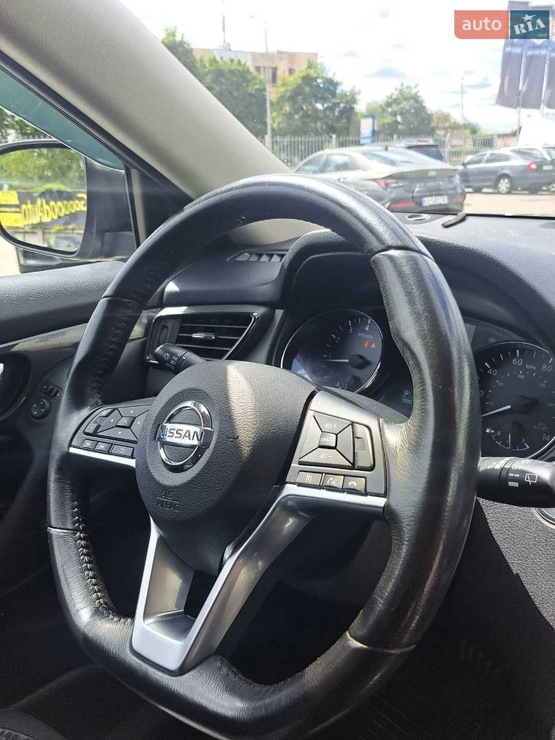2017 Nissan Rogue - мініатюра 27
