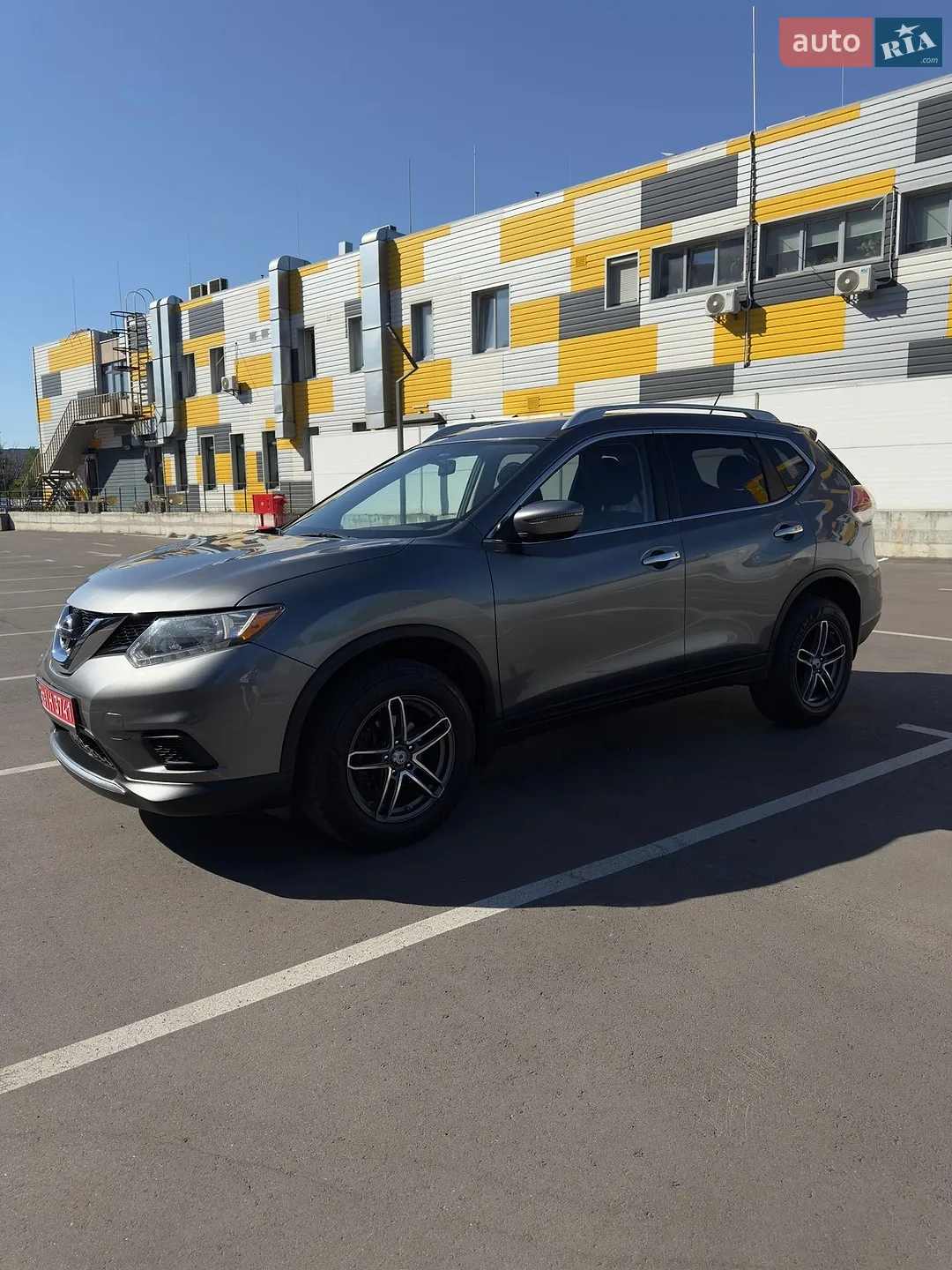 2016 Nissan Rogue - мініатюра 2
