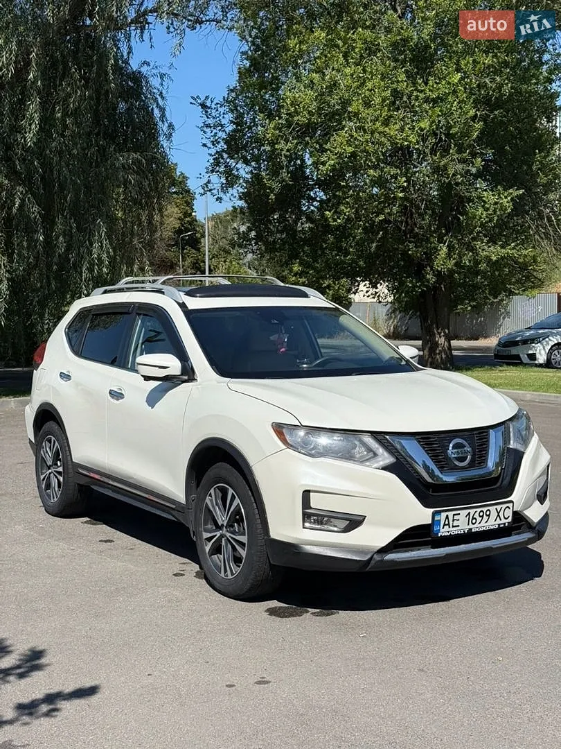 2018 Nissan Rogue - мініатюра 3
