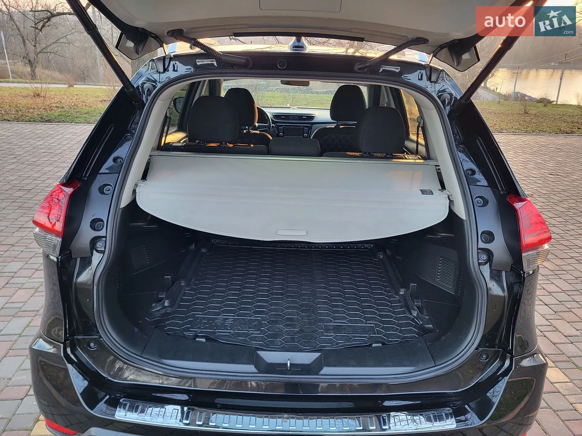 2017 Nissan Rogue - мініатюра 11
