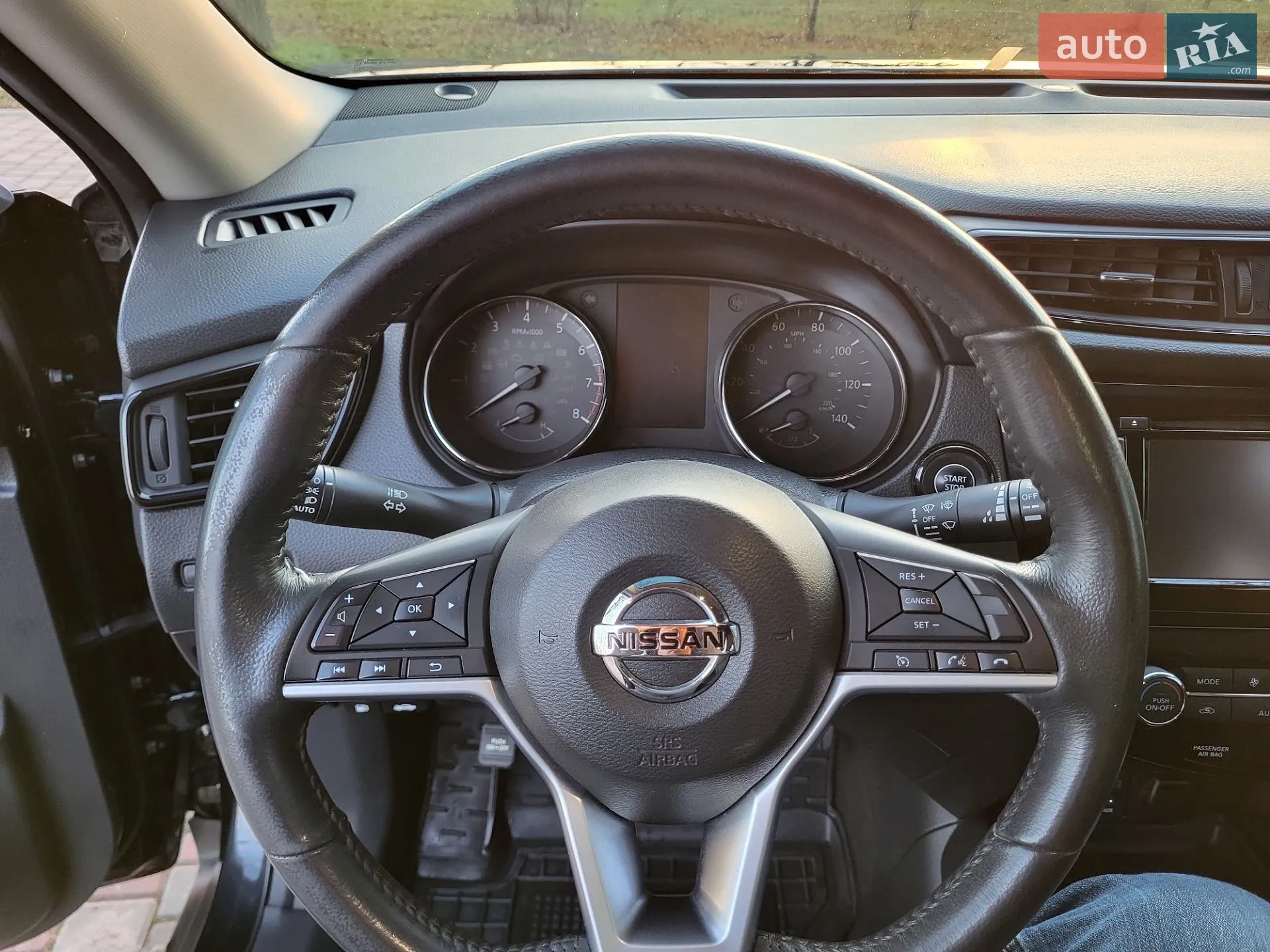 2017 Nissan Rogue - мініатюра 16