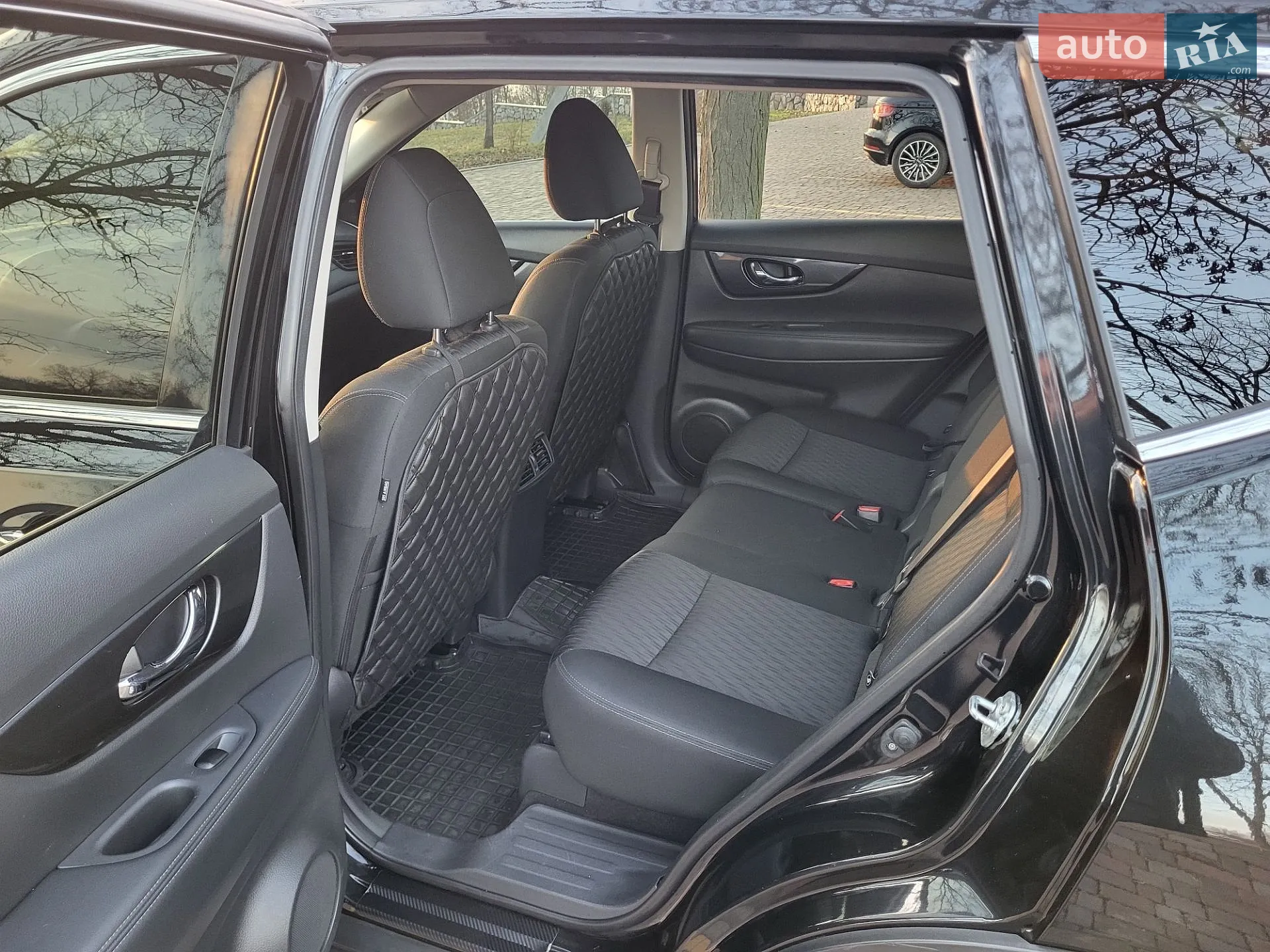 2017 Nissan Rogue - мініатюра 21