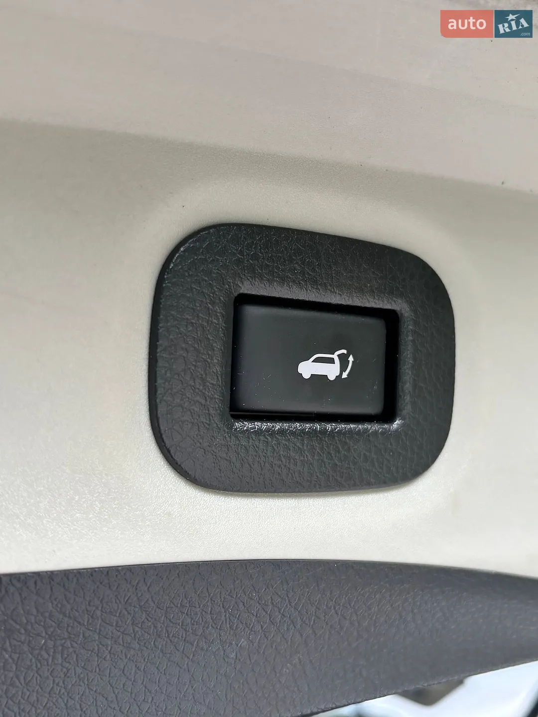 2019 Nissan Rogue - мініатюра 9