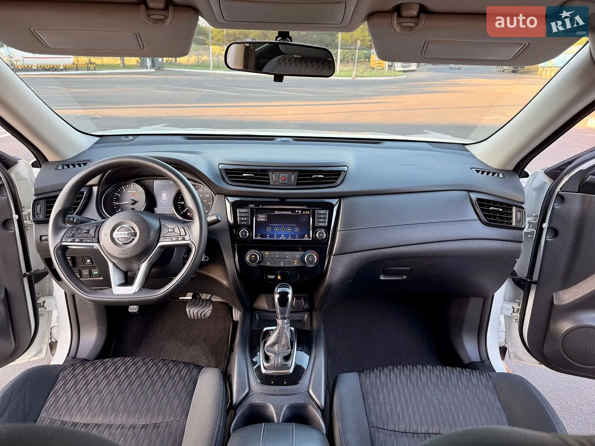 2018 Nissan Rogue - мініатюра 41