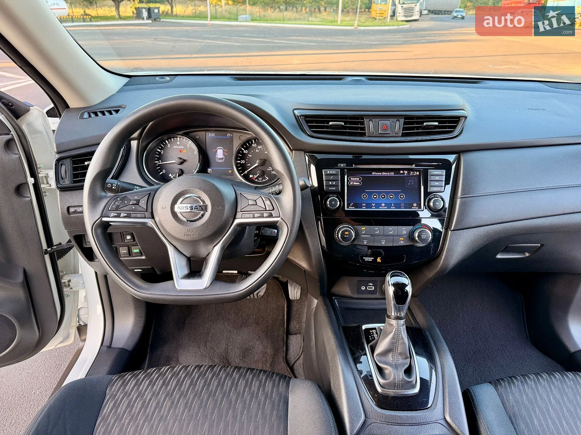 2018 Nissan Rogue - мініатюра 44