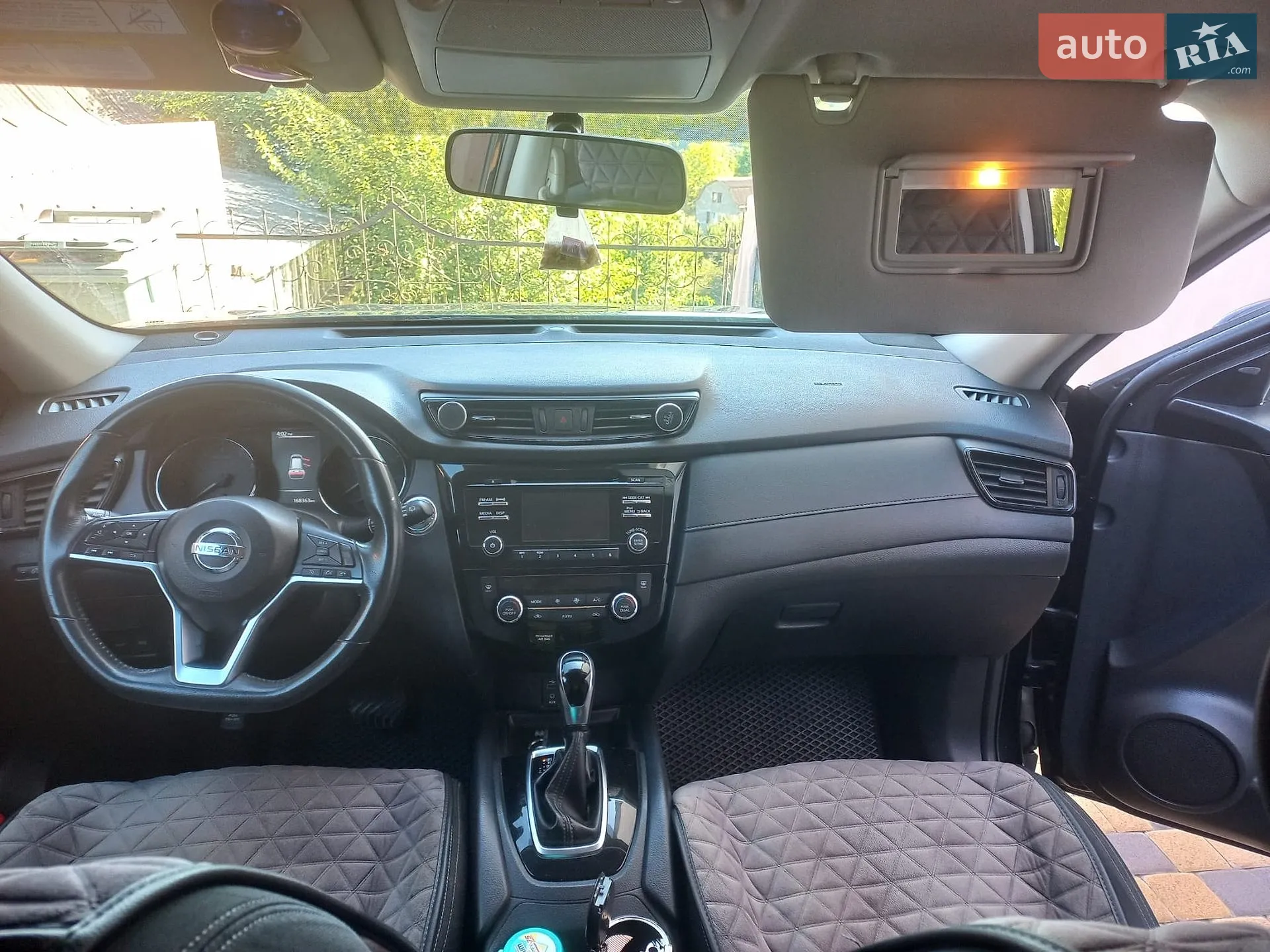 2017 Nissan Rogue - мініатюра 10