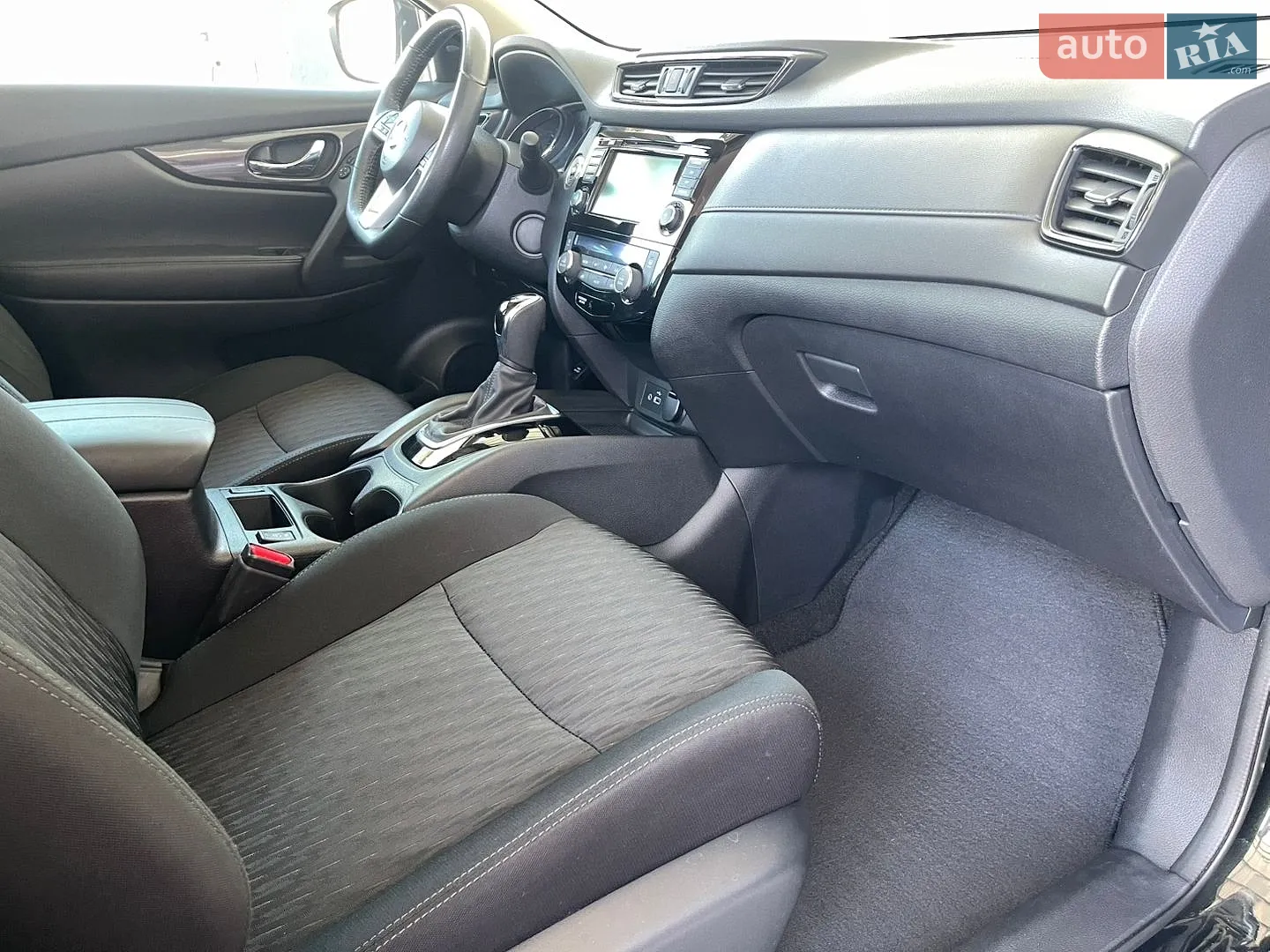2019 Nissan Rogue - мініатюра 36