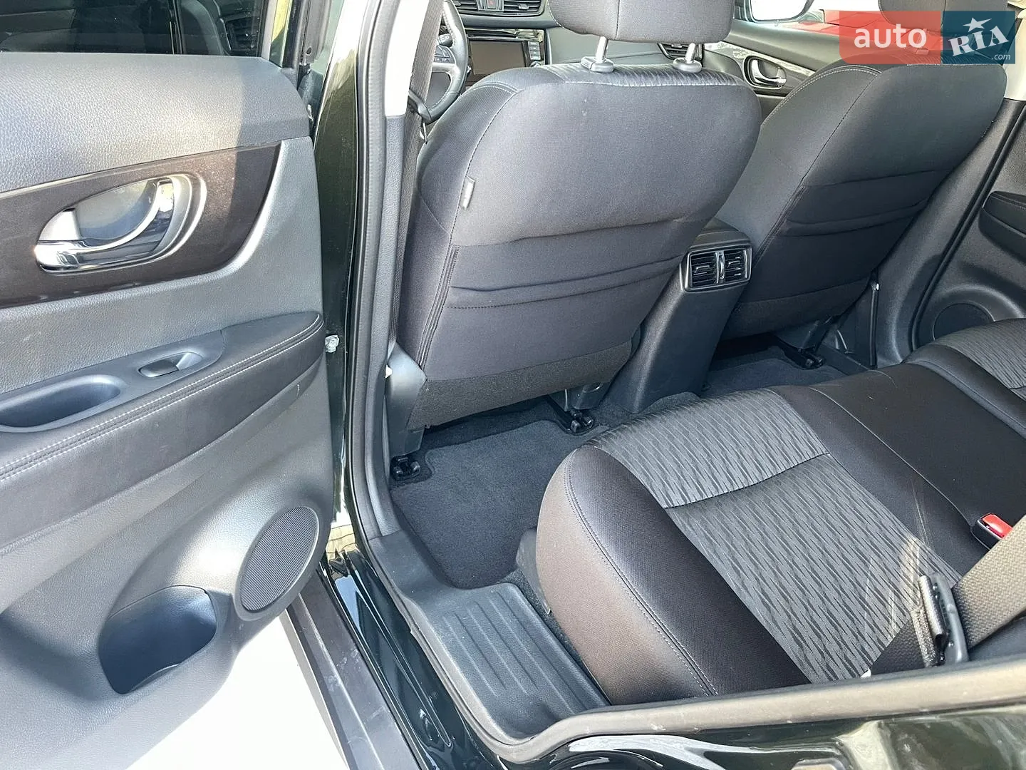 2019 Nissan Rogue - мініатюра 33