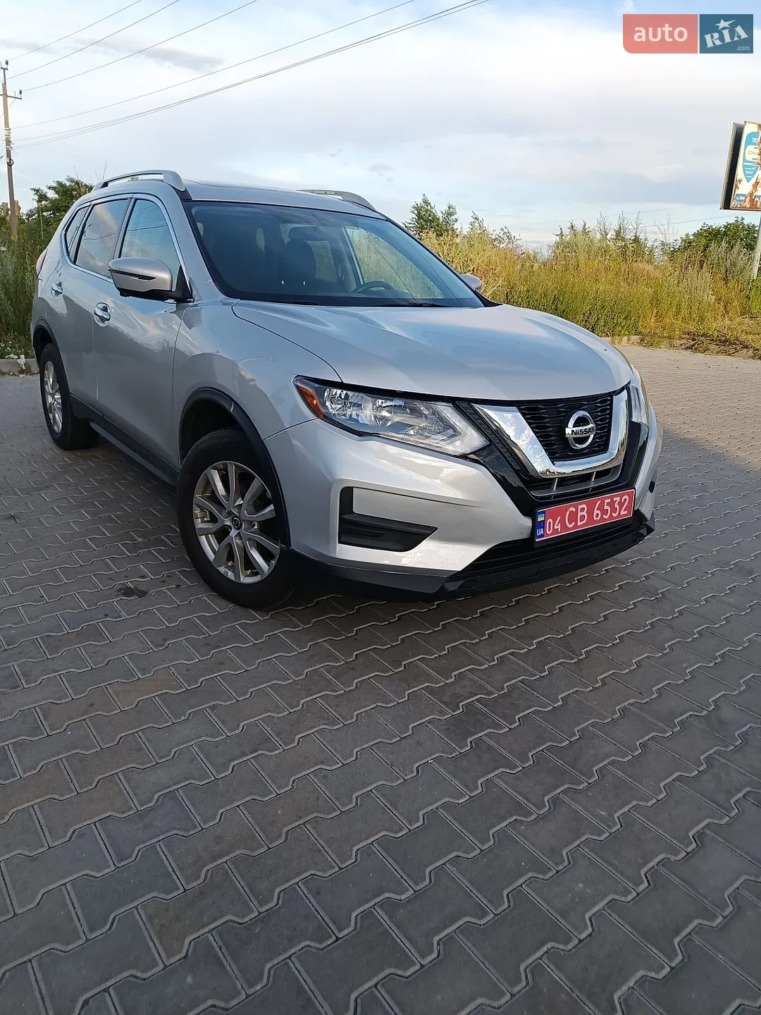 2017 Nissan Rogue - мініатюра 2