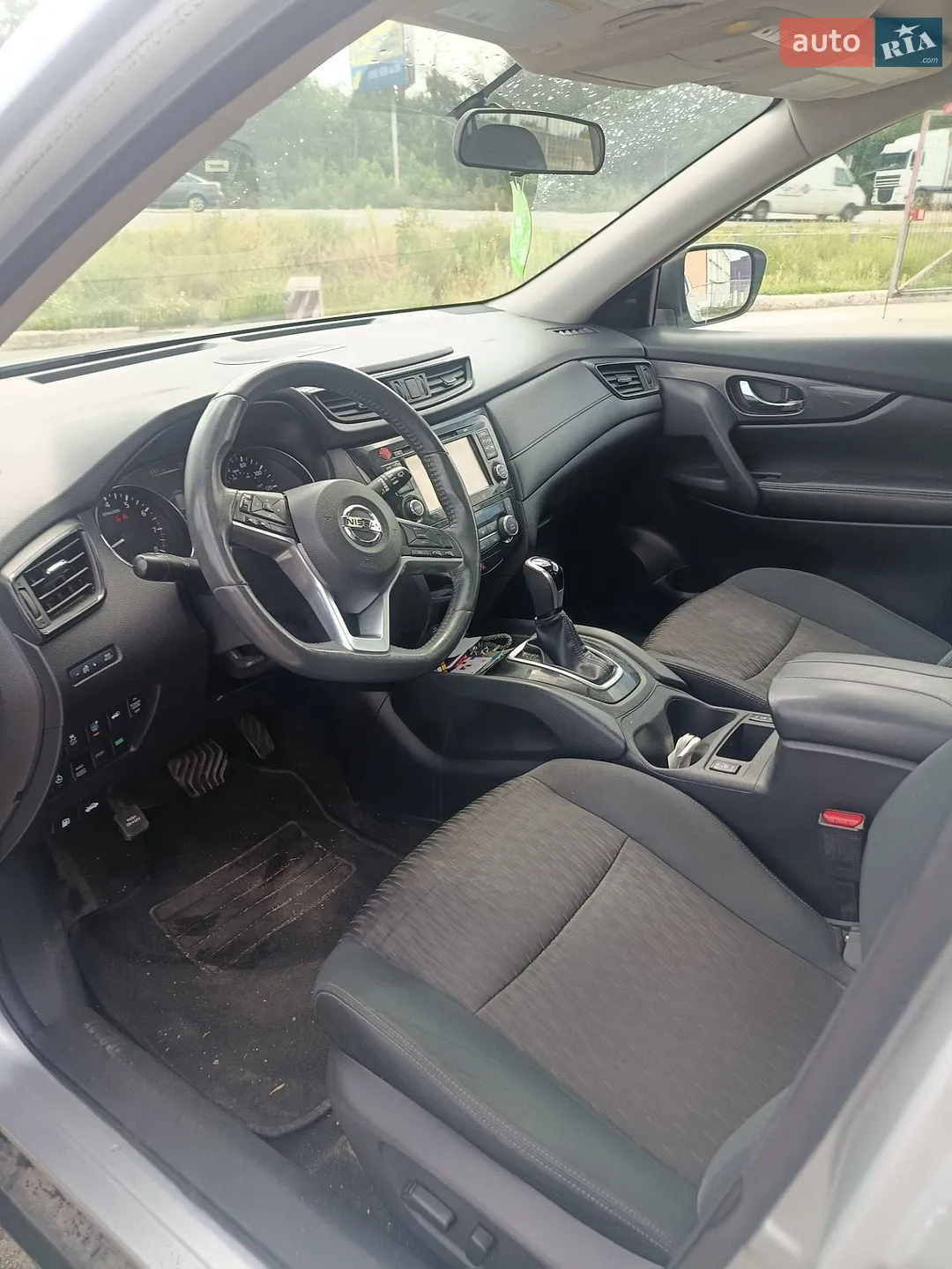 2017 Nissan Rogue - мініатюра 15