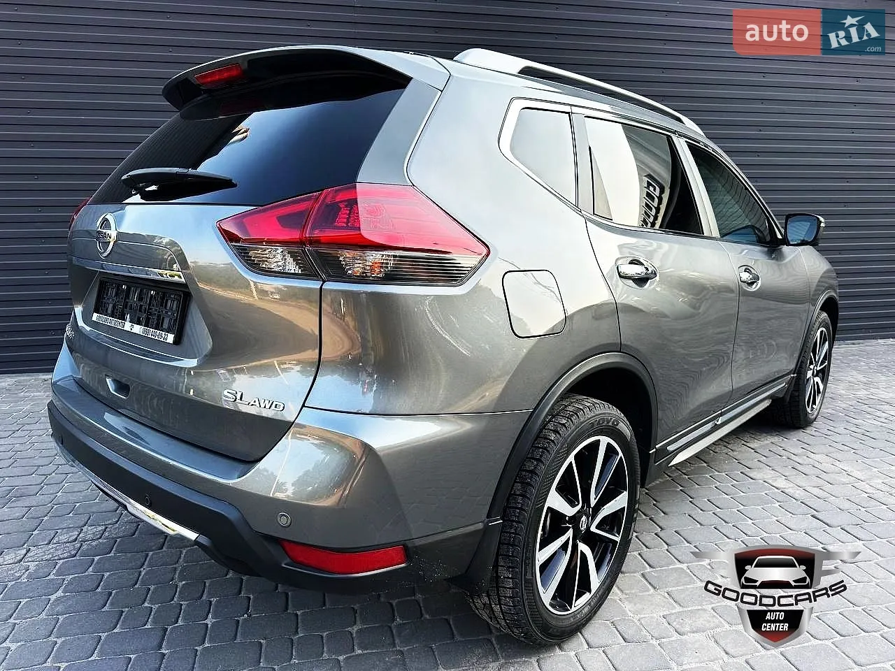 2019 Nissan Rogue - мініатюра 2