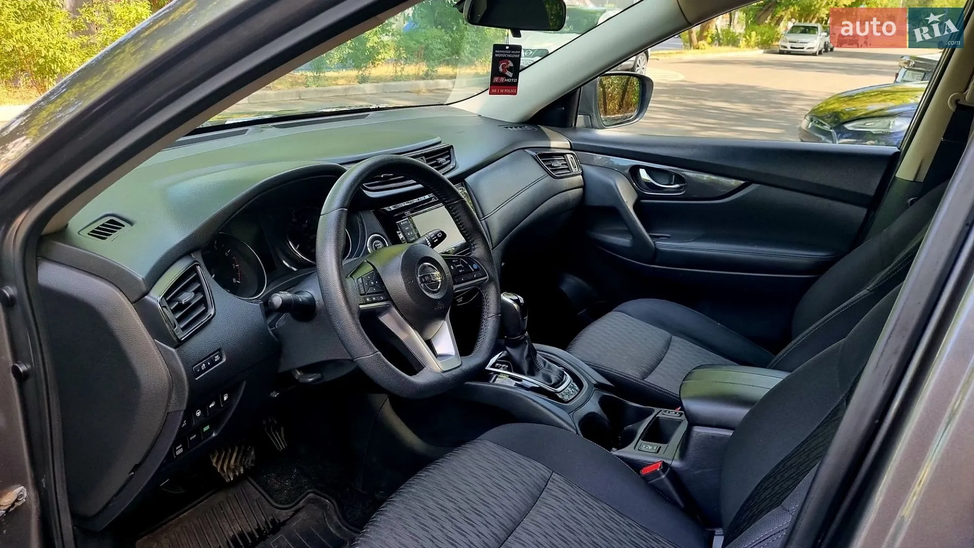 2019 Nissan Rogue - мініатюра 13
