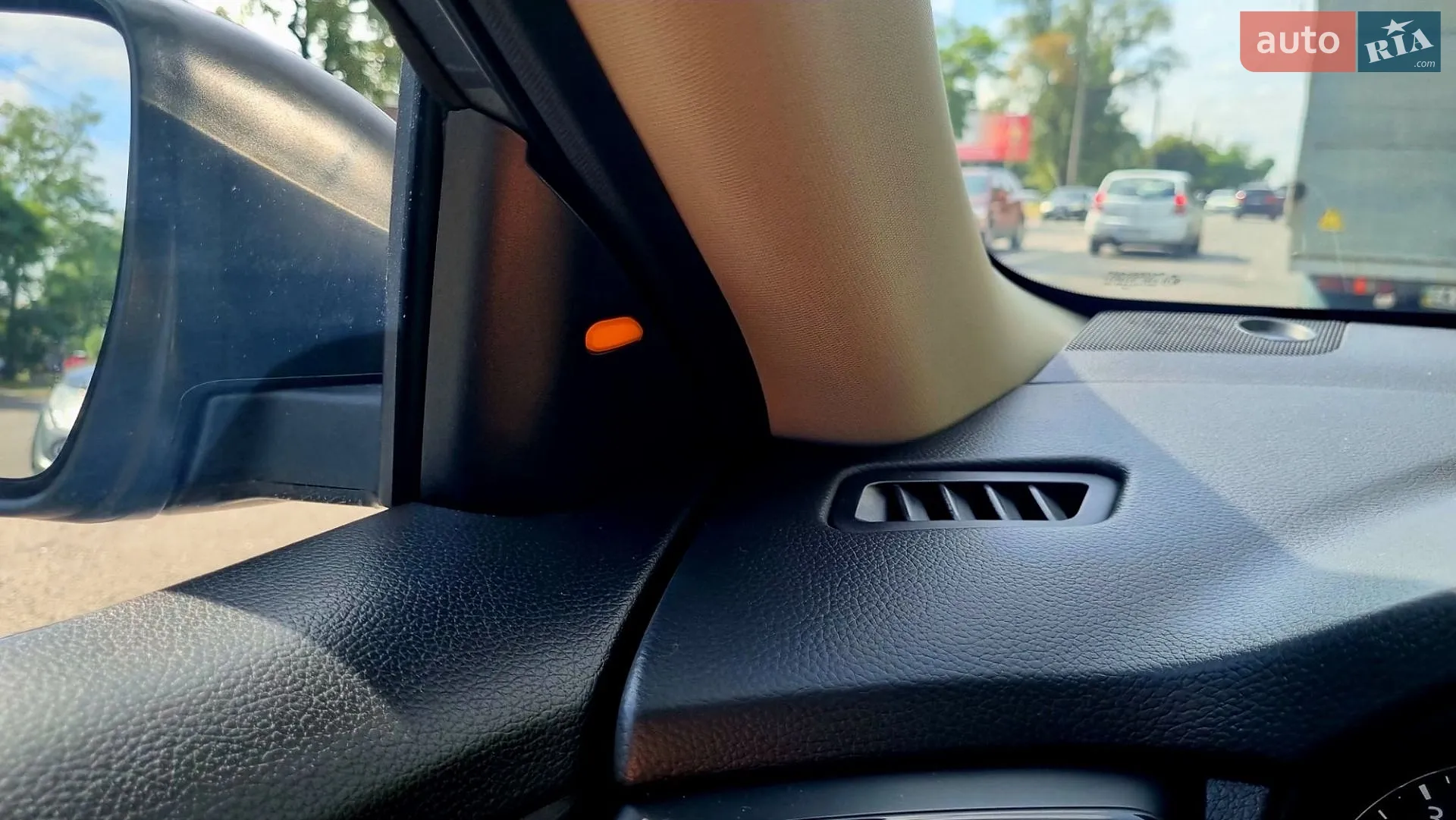 2019 Nissan Rogue - мініатюра 22