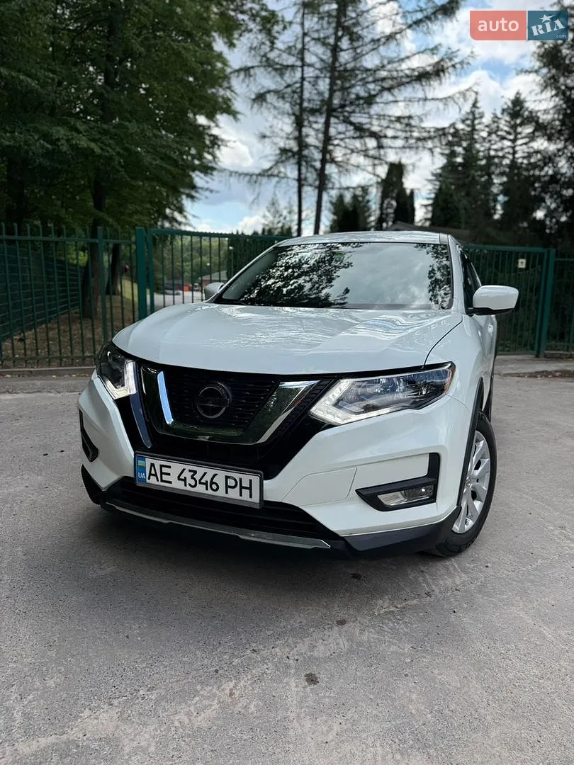 2018 Nissan Rogue - мініатюра 2