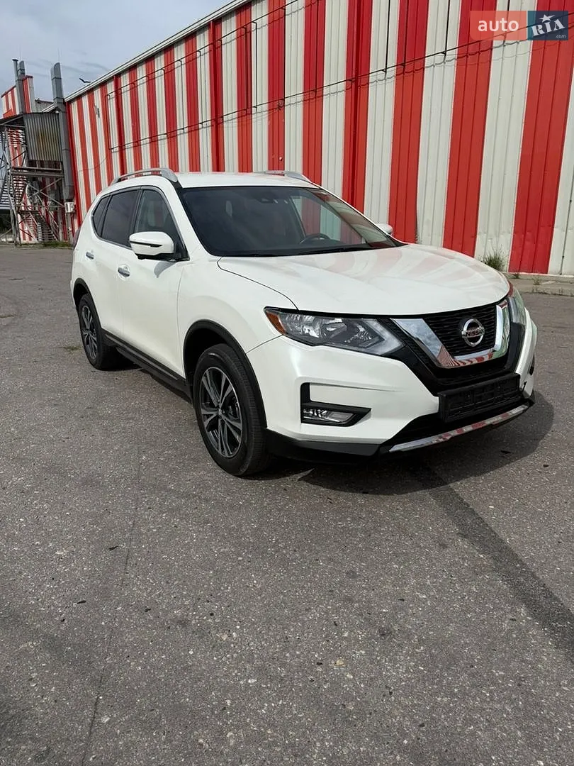 2017 Nissan Rogue - фото 1