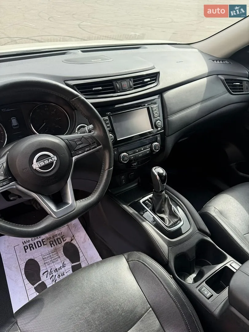 2017 Nissan Rogue - мініатюра 9