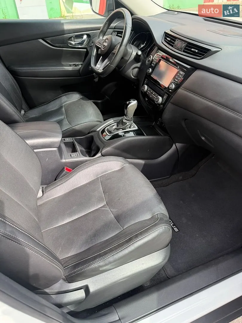 2017 Nissan Rogue - мініатюра 12