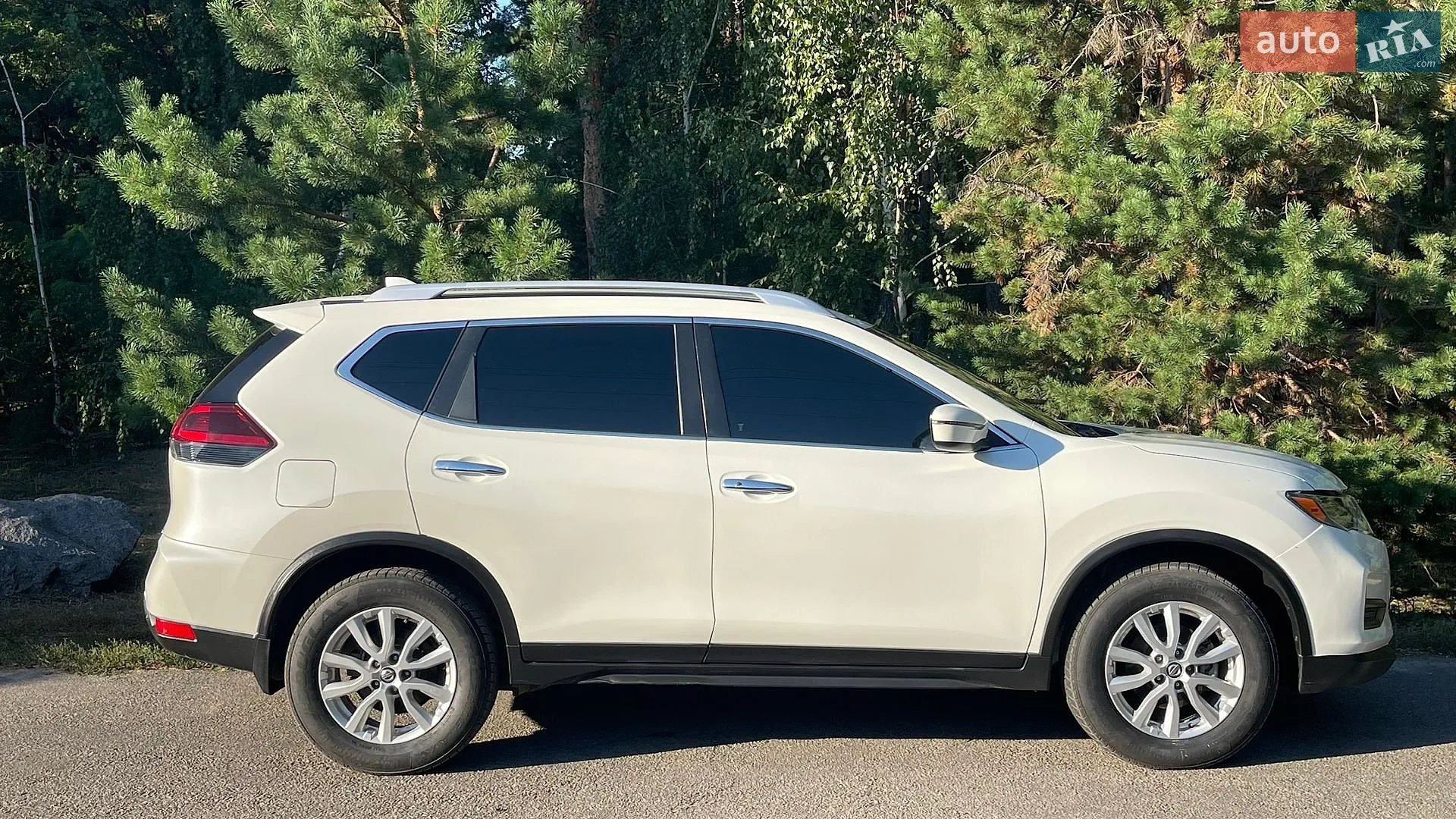 2019 Nissan Rogue - мініатюра 22