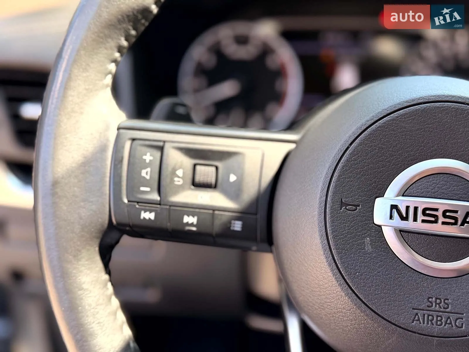 2021 Nissan Rogue - мініатюра 13
