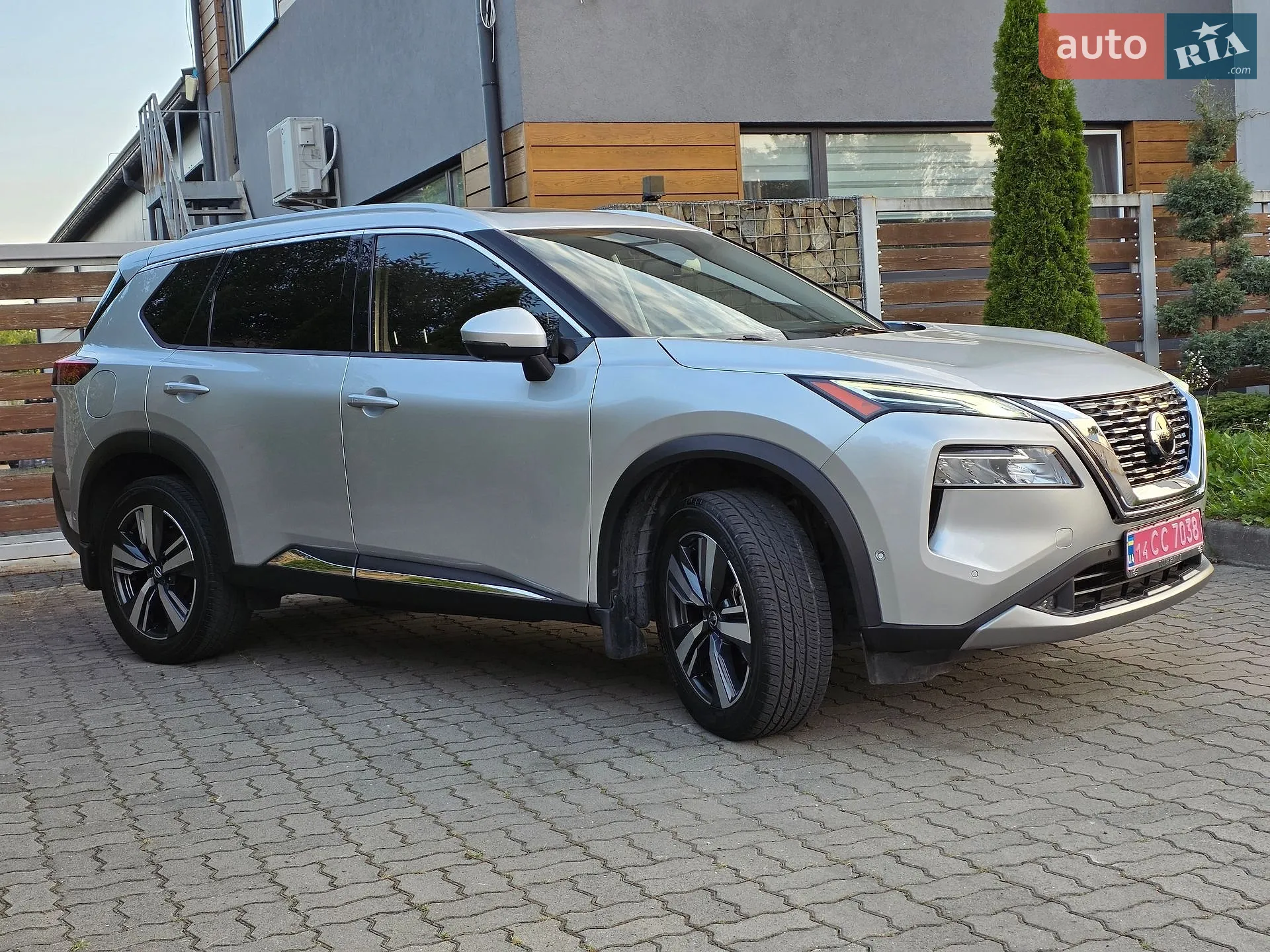 2021 Nissan Rogue - мініатюра 13