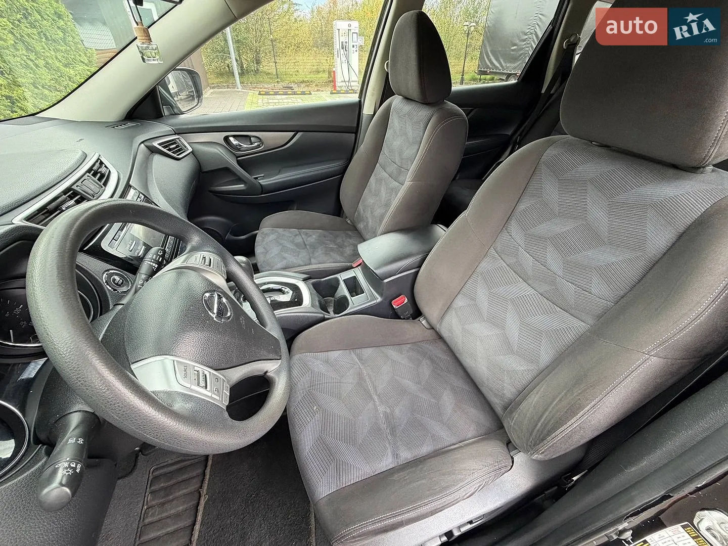 2015 Nissan Rogue - мініатюра 28