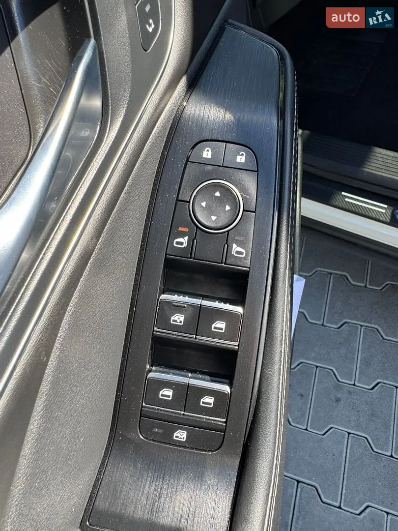 2020 Nissan Rogue - мініатюра 23