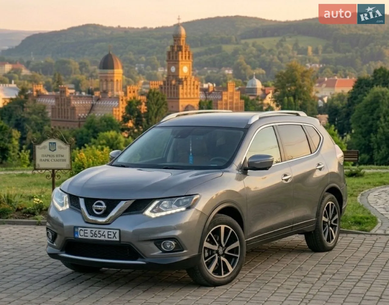 2015 Nissan Rogue - фото 1