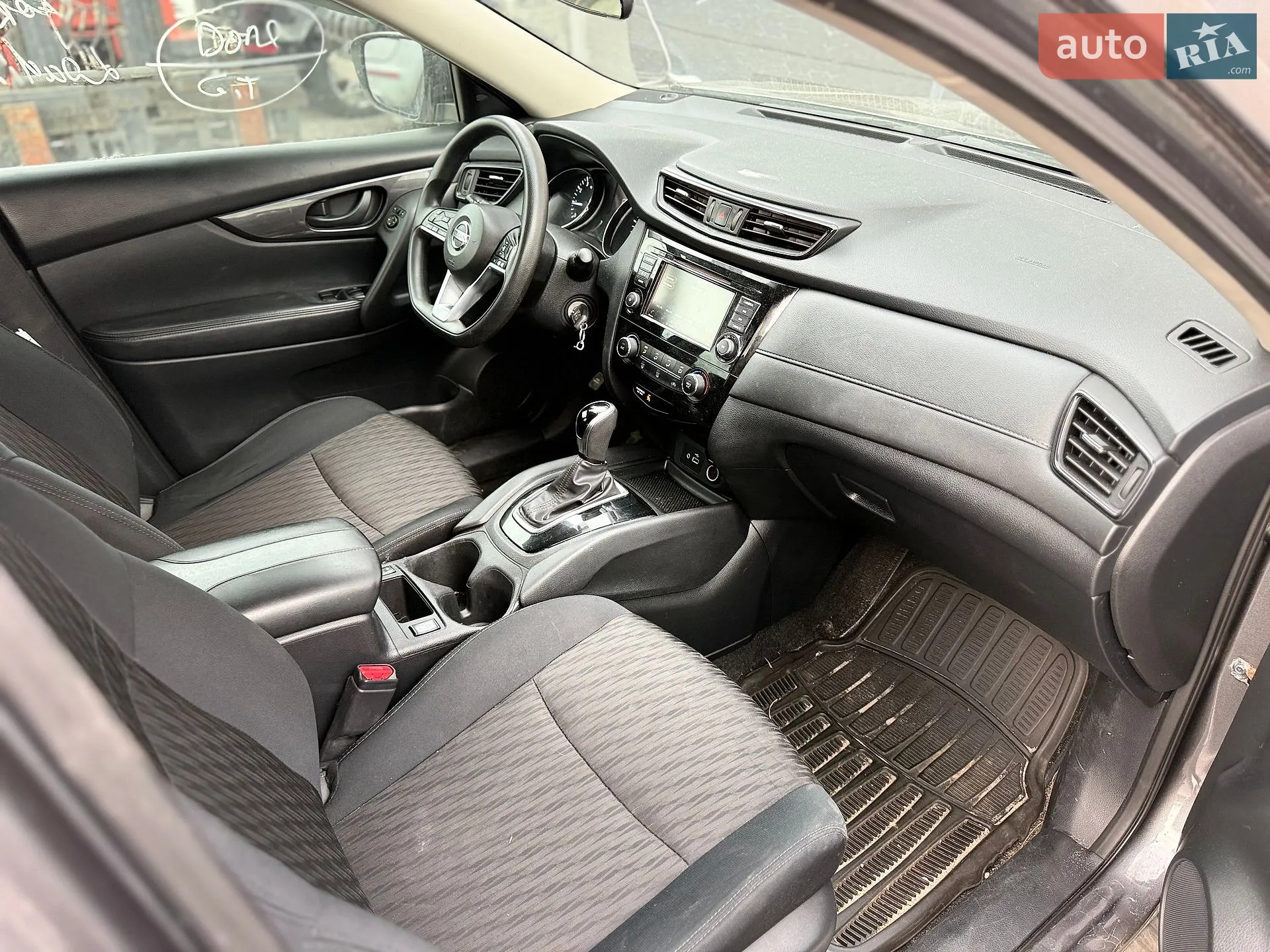2019 Nissan Rogue - мініатюра 11