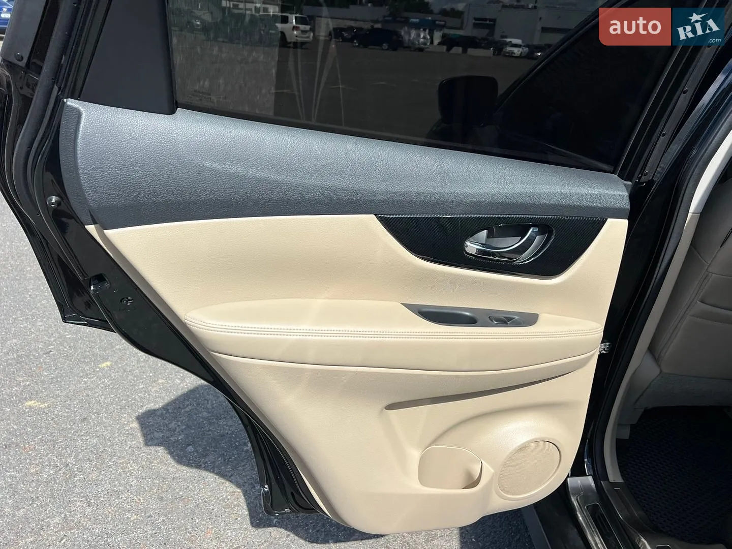 2017 Nissan Rogue - мініатюра 32