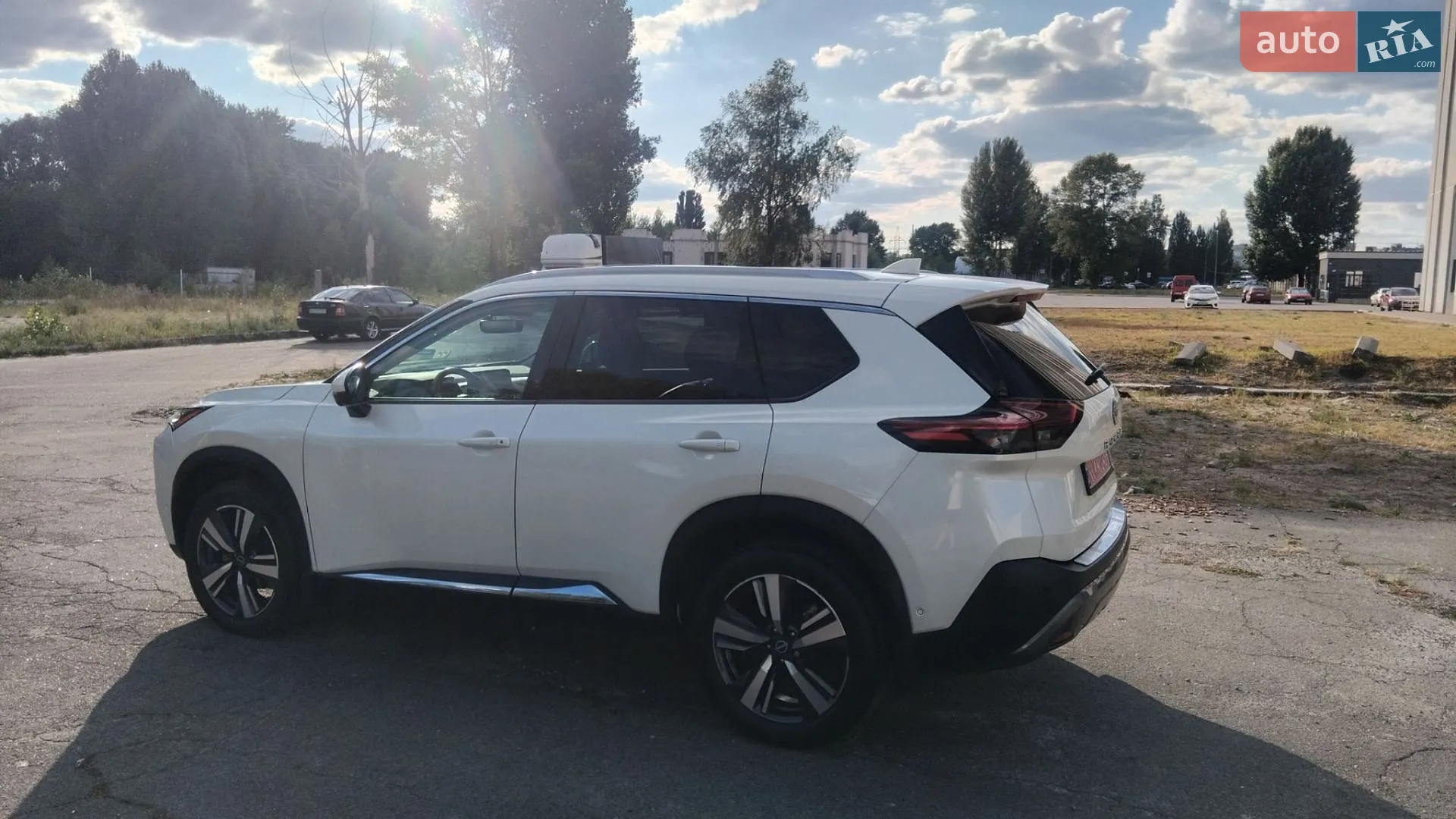 2022 Nissan Rogue - мініатюра 14