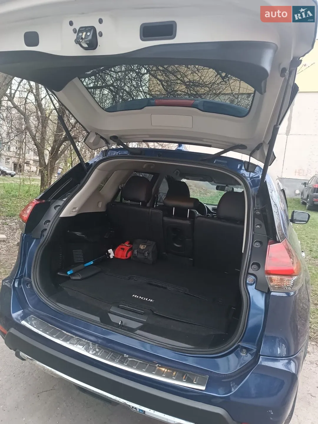 2017 Nissan Rogue - мініатюра 3