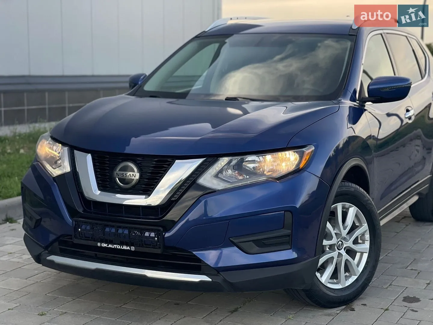 2018 Nissan Rogue - мініатюра 2