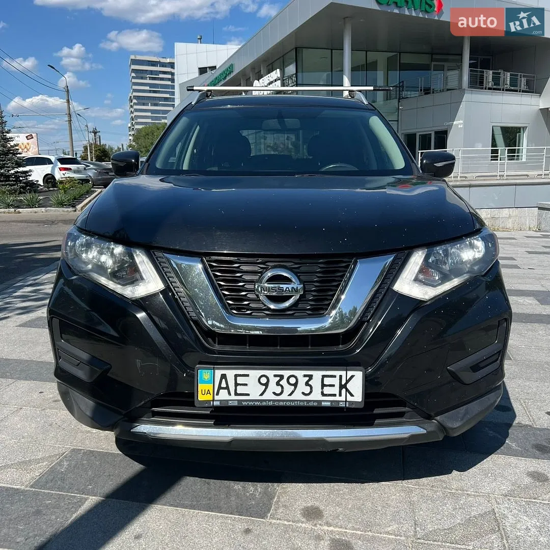 2017 Nissan Rogue - мініатюра 2