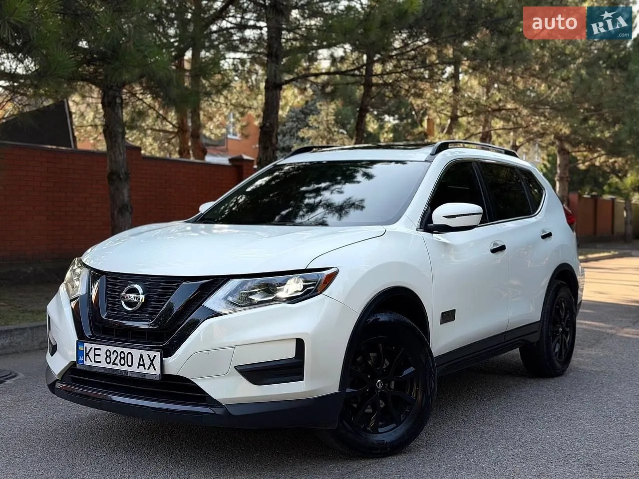2016 Nissan Rogue - мініатюра 2