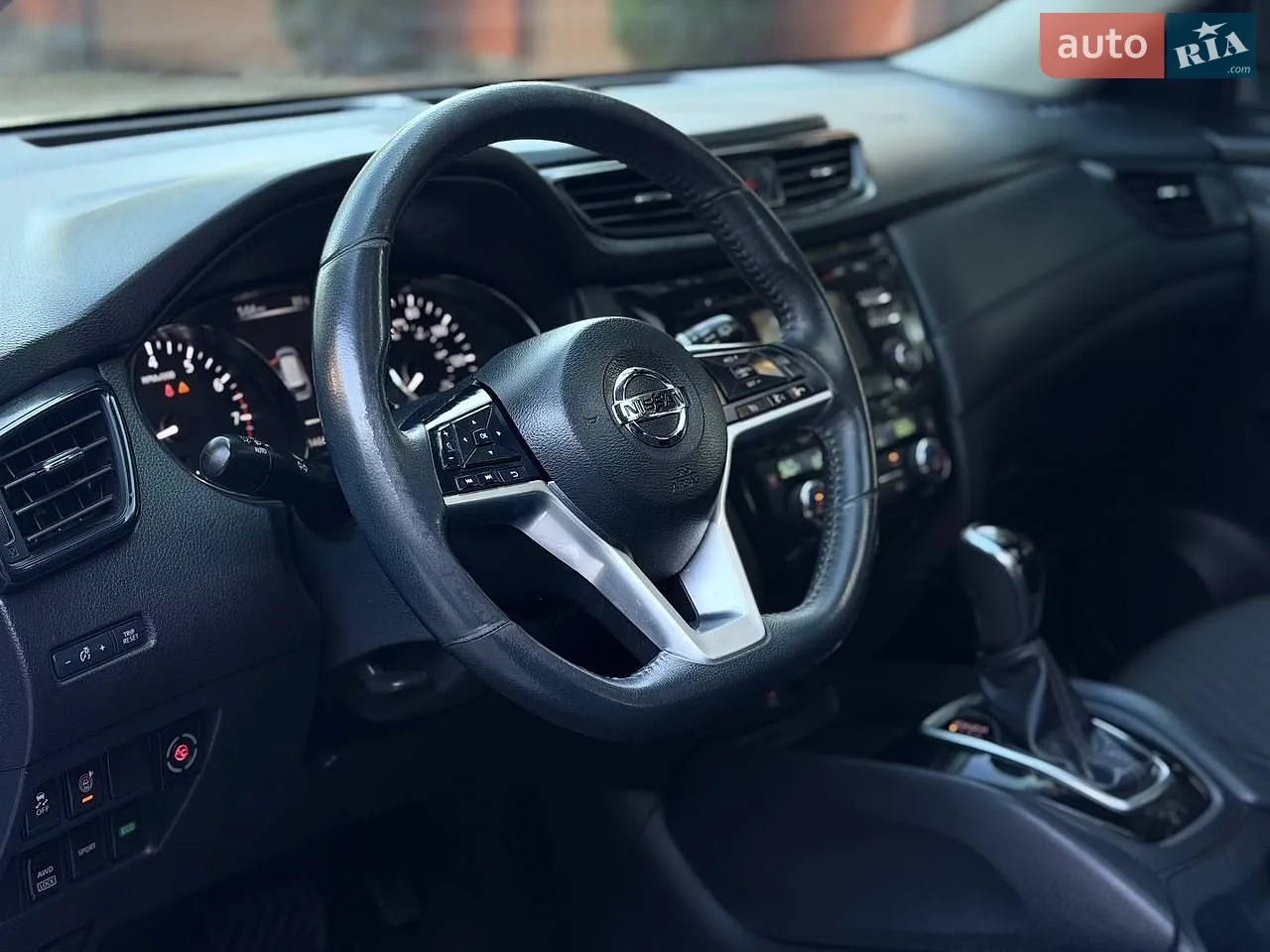 2016 Nissan Rogue - мініатюра 12