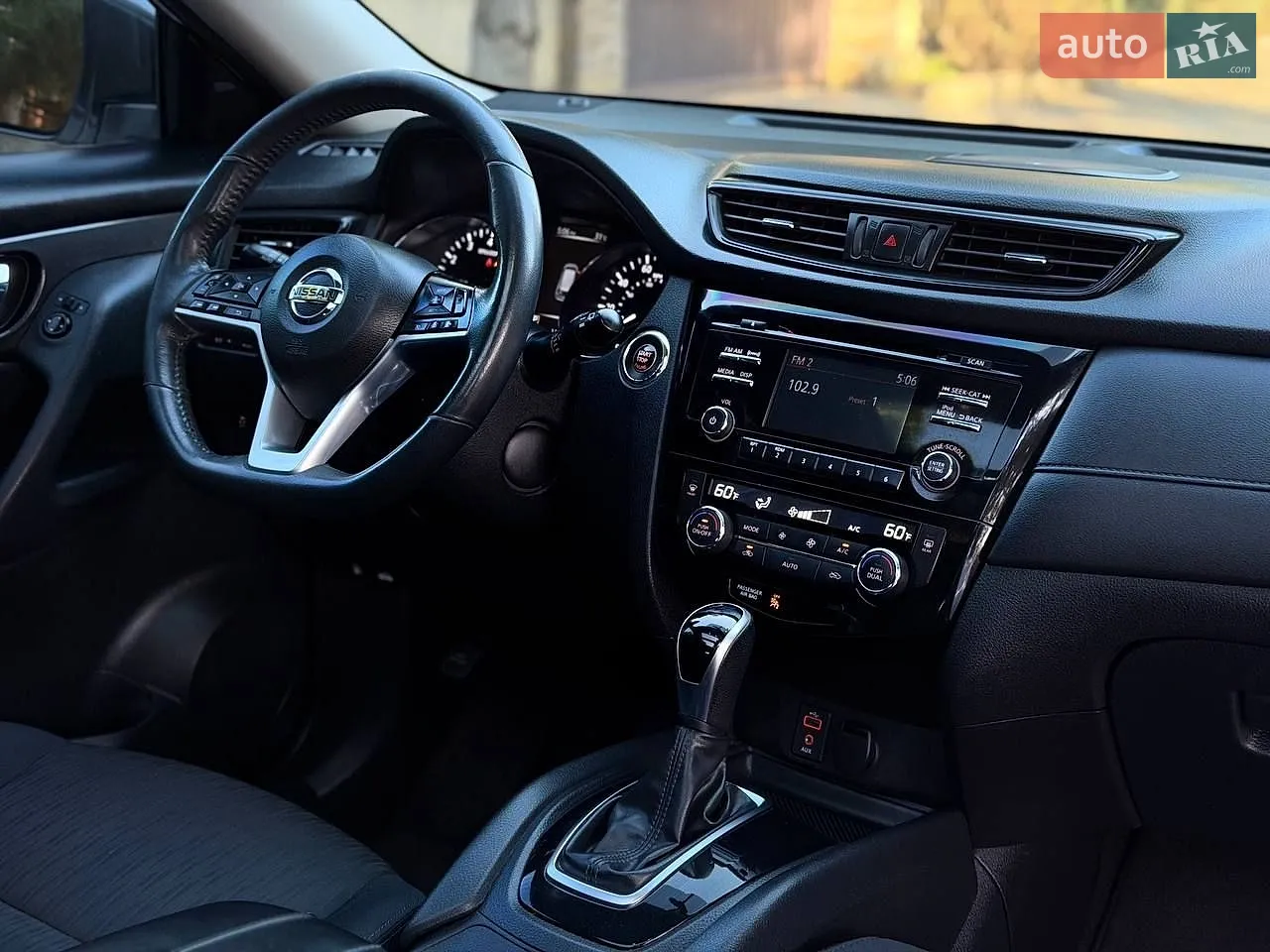 2016 Nissan Rogue - мініатюра 22