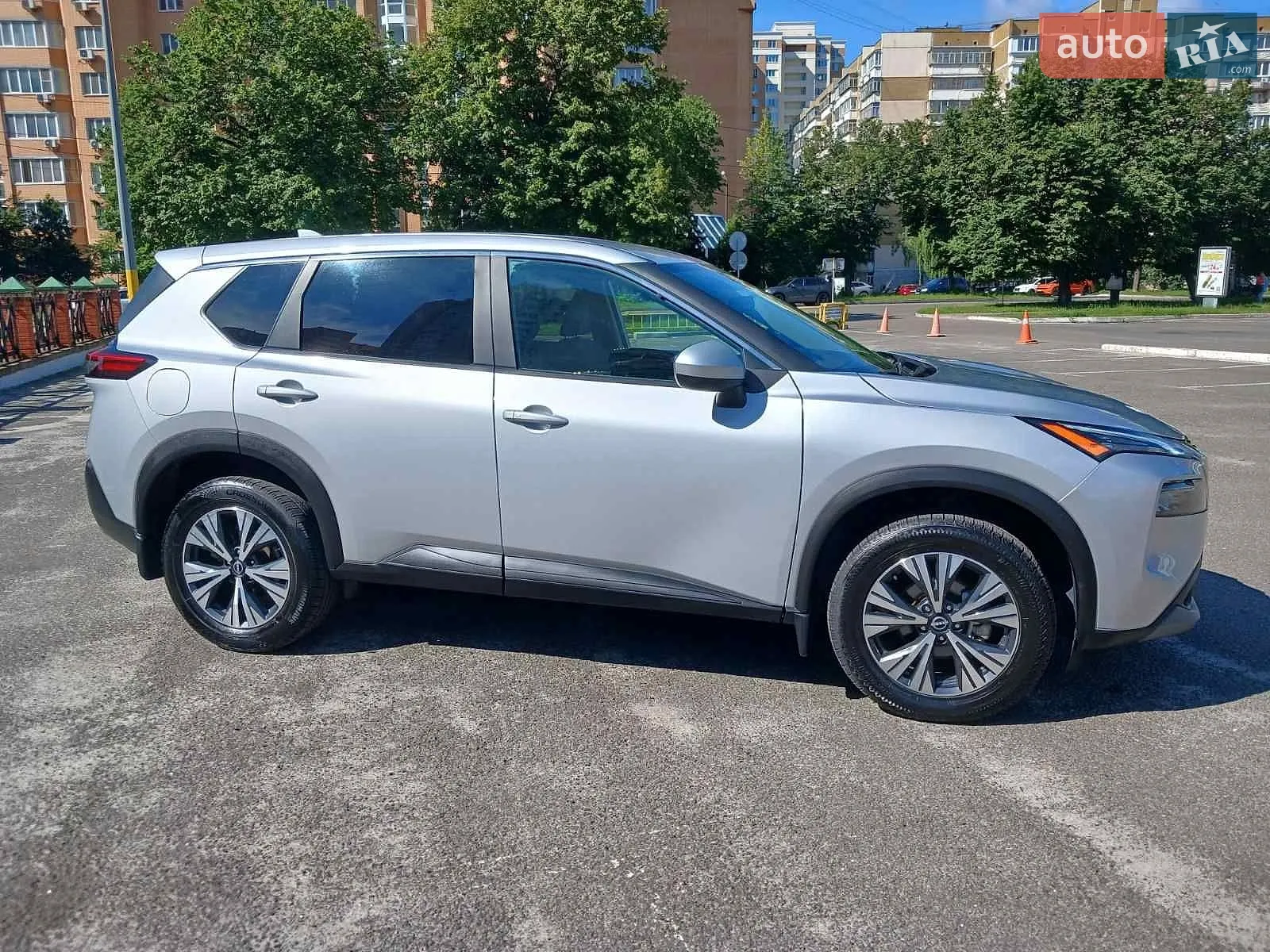 2023 Nissan Rogue - мініатюра 2