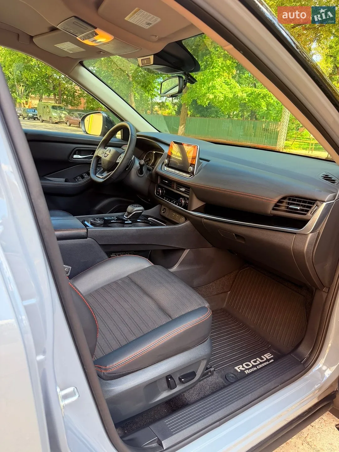 2025 Nissan Rogue - мініатюра 31