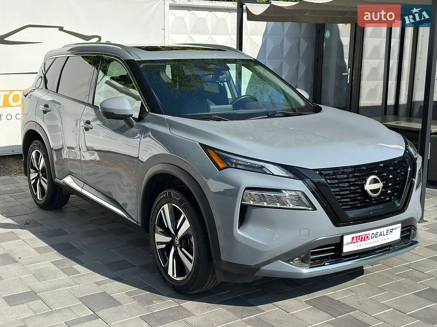 2021 Nissan Rogue - мініатюра 2