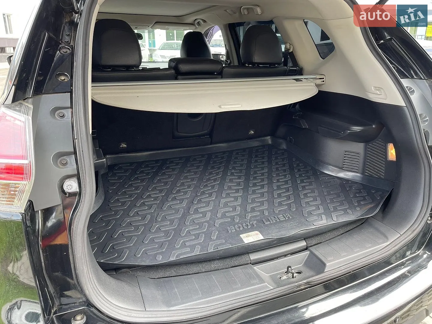 2016 Nissan Rogue - мініатюра 10