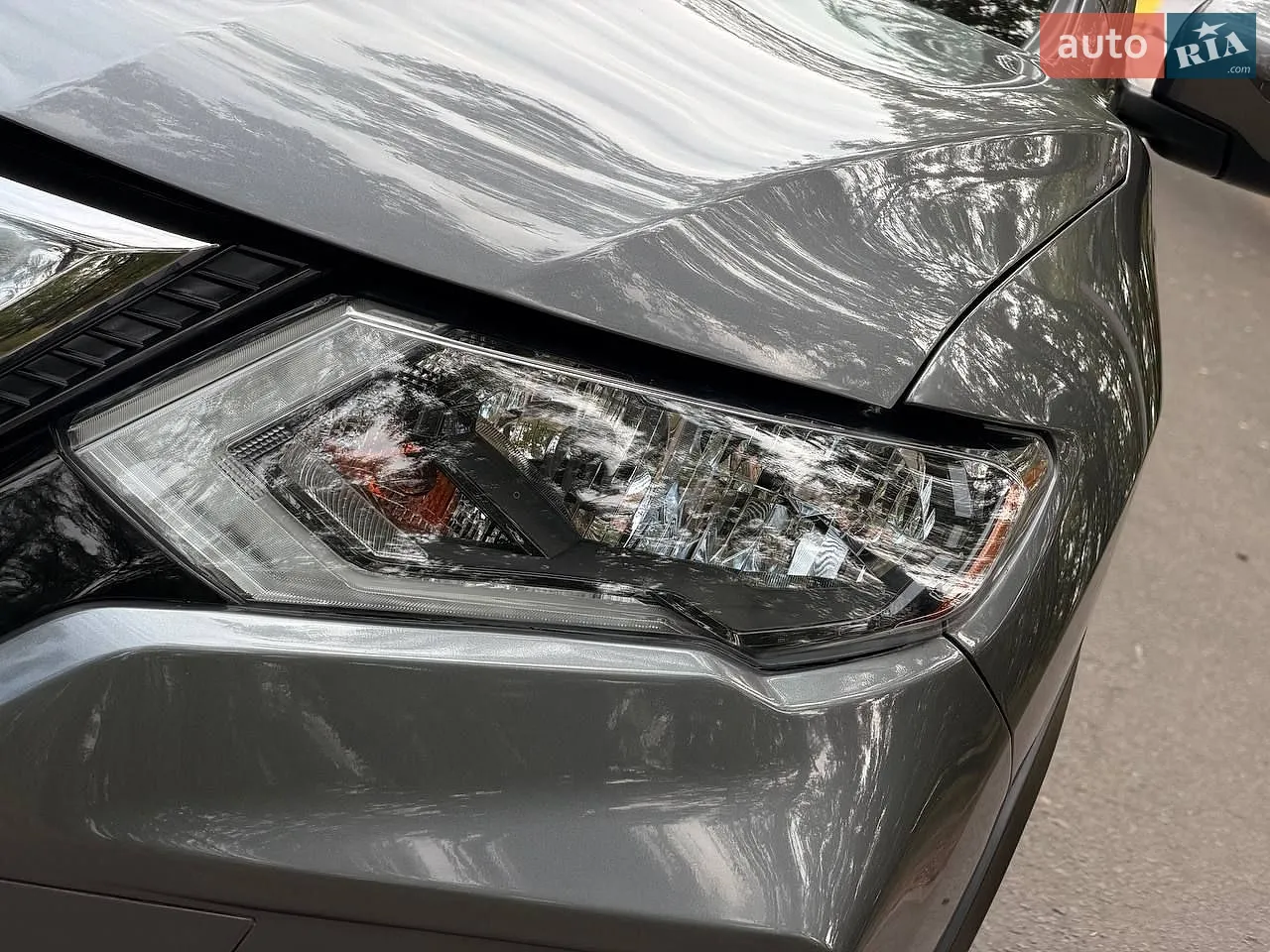 2019 Nissan Rogue - мініатюра 8
